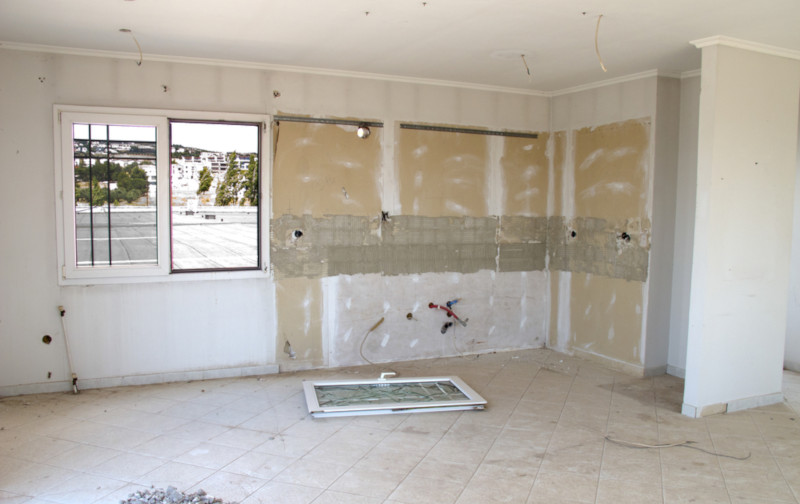 découvrez comment réaliser une déclaration de travaux pour la rénovation de vos murs et respectez les démarches administratives indispensables.